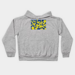 Flat, golden fish in a pack II Kids Hoodie